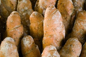 Cereální pečivo ze směsi Cereal tmavý.